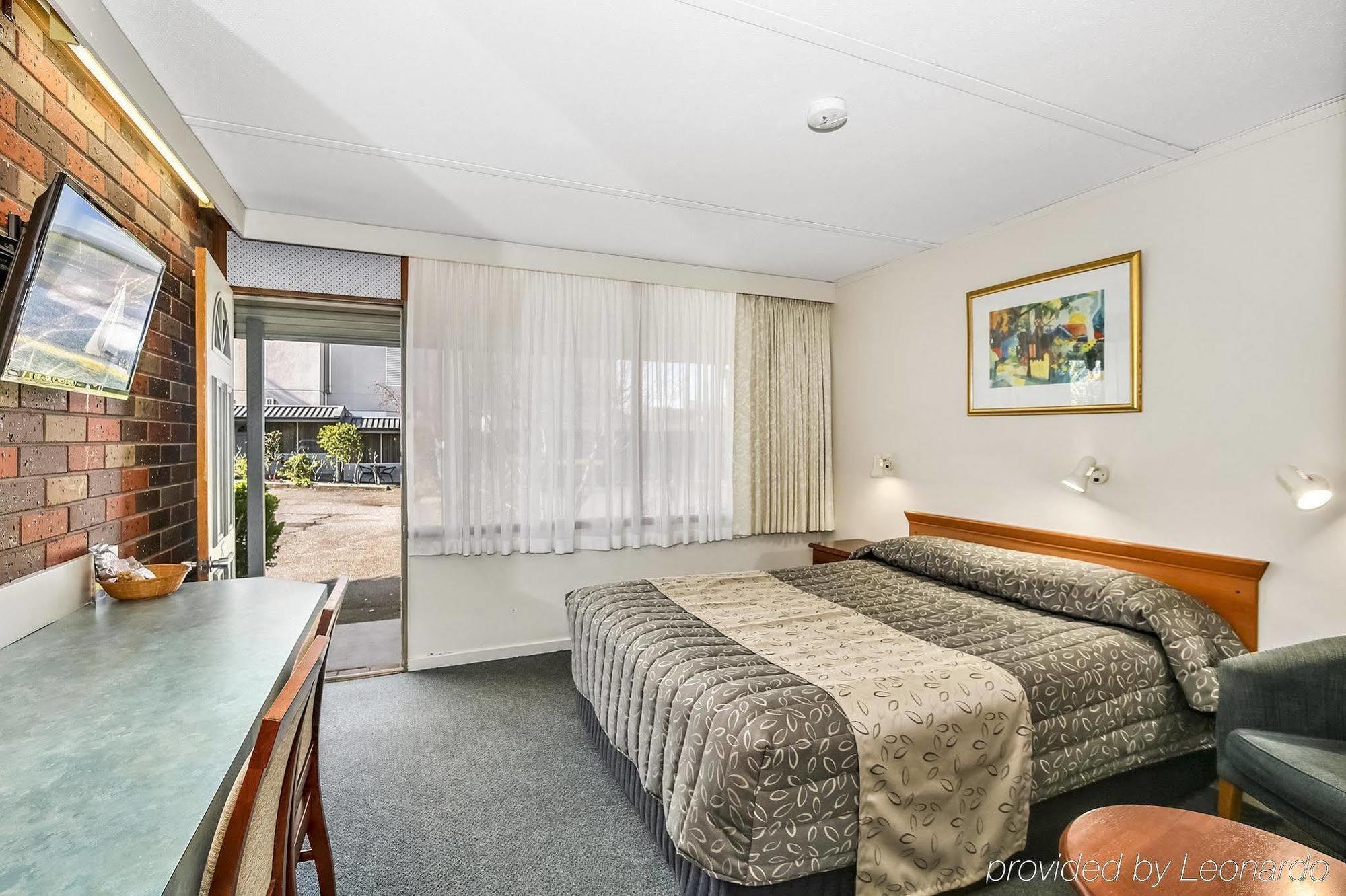 Cedar Lodge Motel Morwell Exterior photo