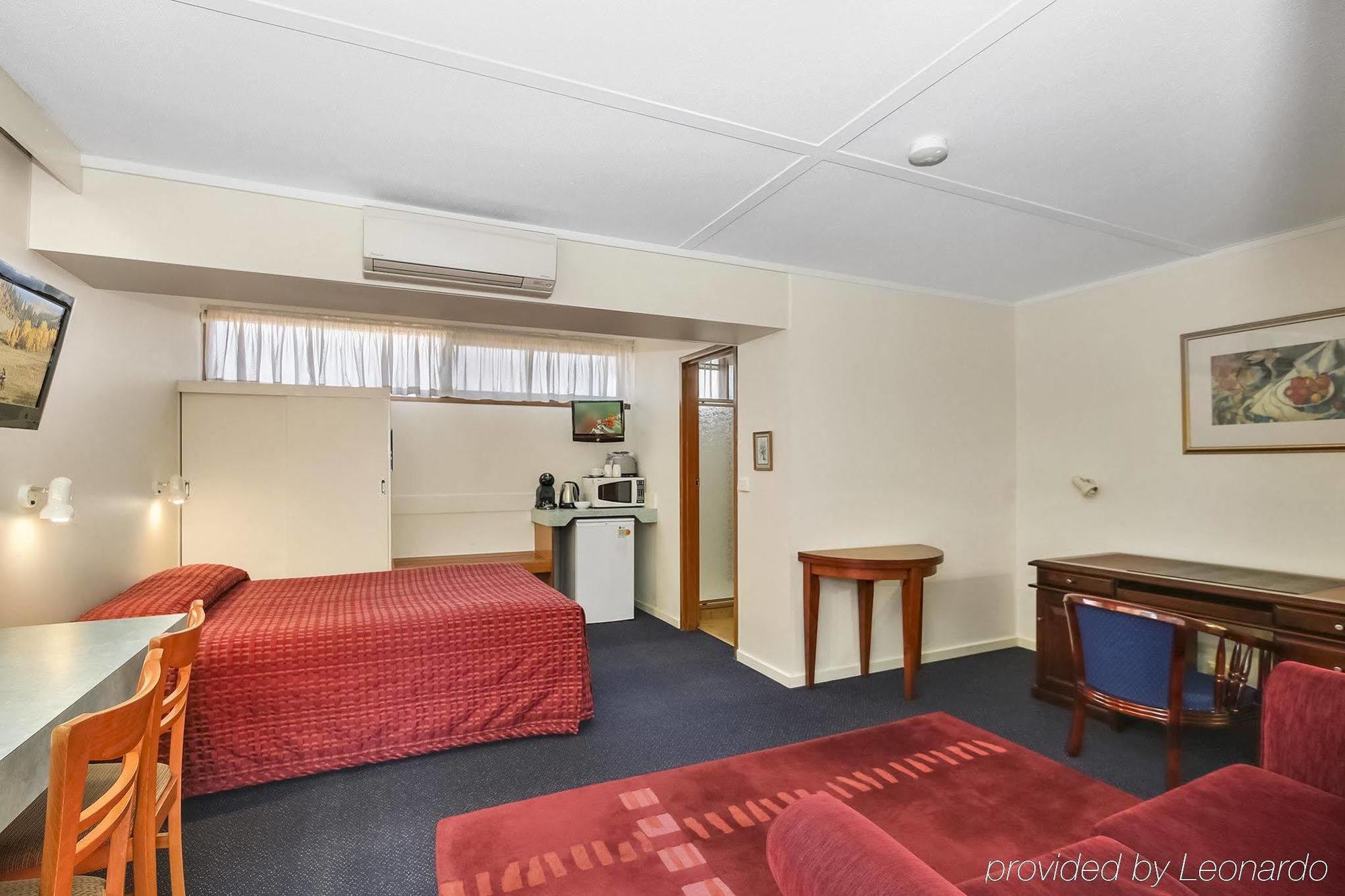 Cedar Lodge Motel Morwell Exterior photo