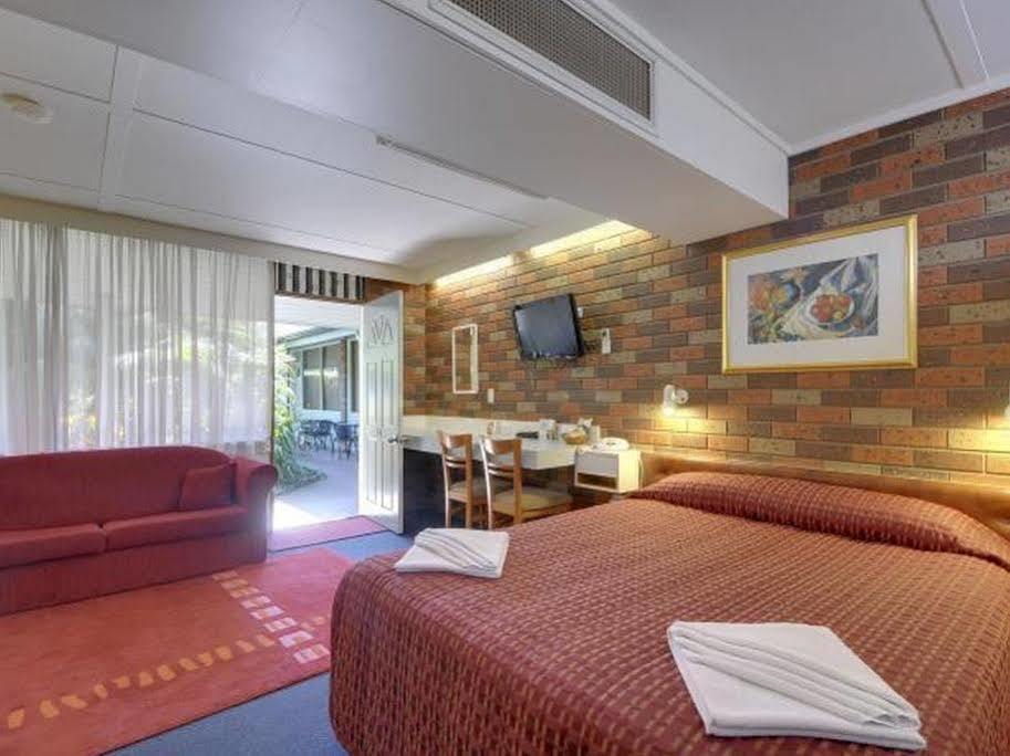 Cedar Lodge Motel Morwell Exterior photo